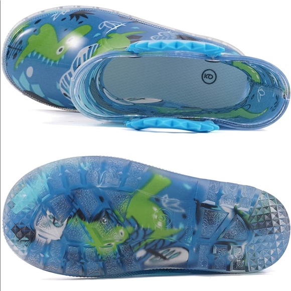 Brand New Rain Boots - Toddler Size 7 - Picture 3 of 3